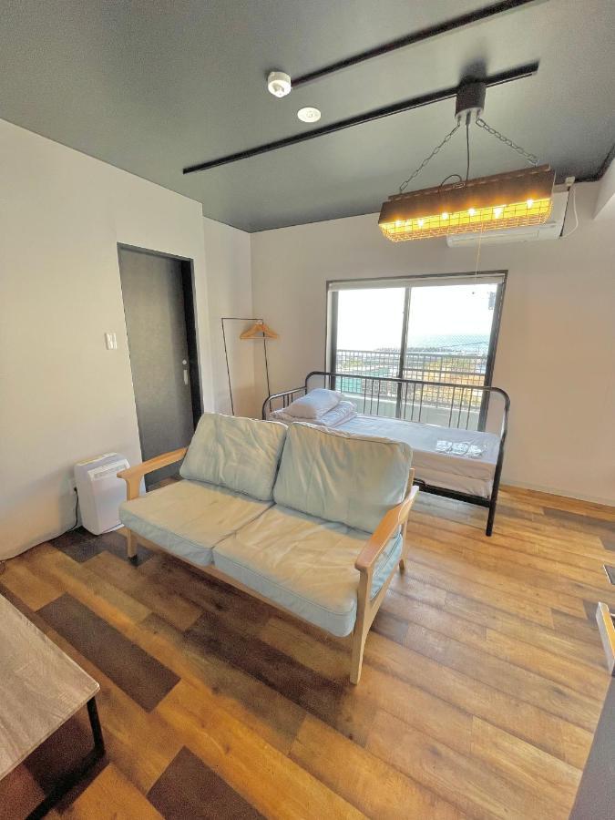 Guest house Book Tea Bed Izuoshima 2*